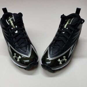 Under Armour youth, football cleats